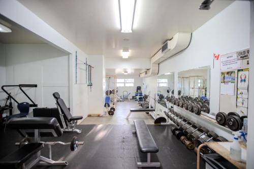 10.Gym